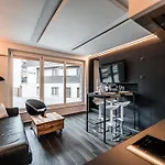 Kusi's Ranch Apartment