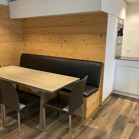 Kusi's Ranch Apartment